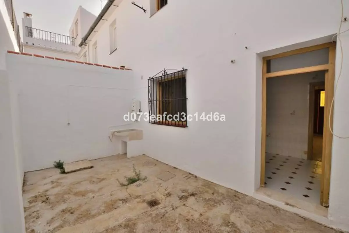 3-bedroom Town House In Ronda, Spain (86 M²)