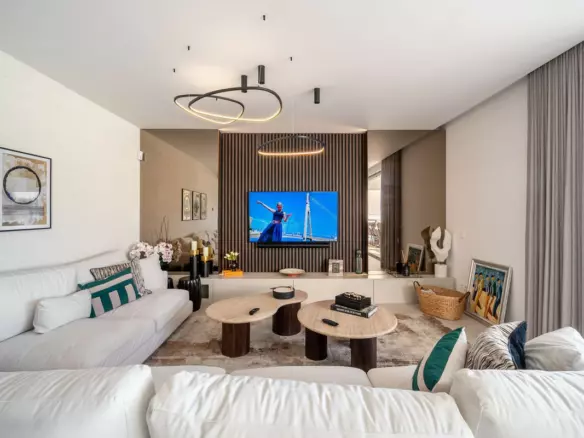 5-bedroom Villa In Marbella, Spain (322 M²)