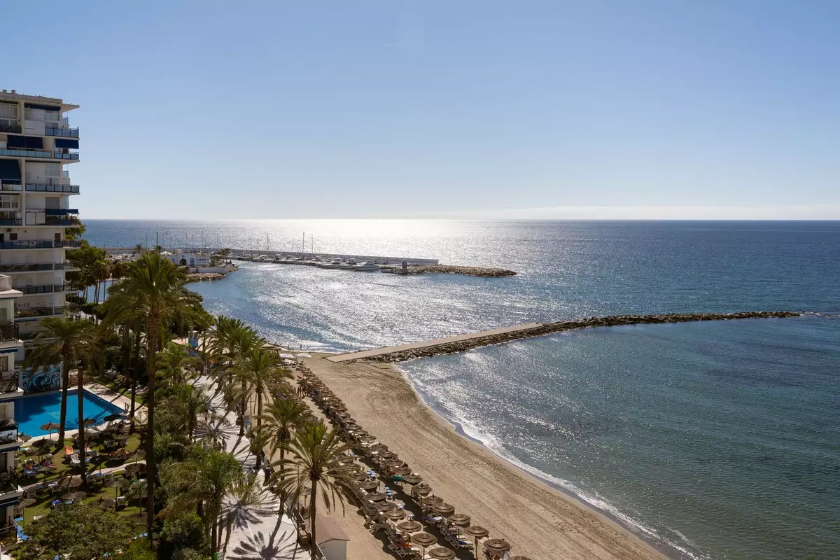3-bedroom Apartment In Marbella, Spain (94 M²)