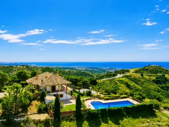 6-bedroom Country House In Estepona, Spain (650 M²)