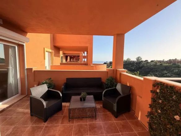 2-bedroom Apartment In Marbella, Spain (129 M²)