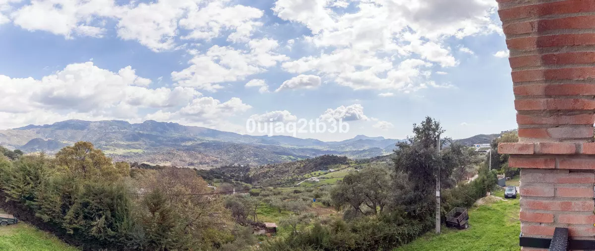 3-bedroom Country House In Cortes De La Frontera, Spain (246 M²)