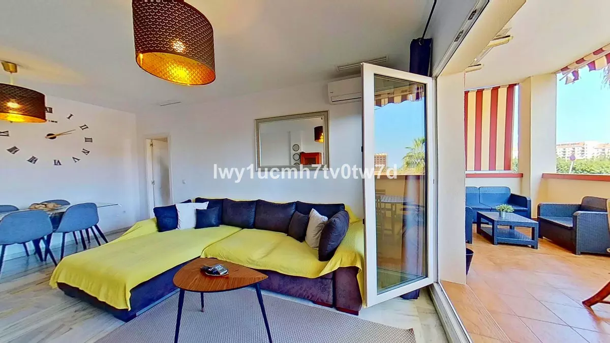 2-bedroom Apartment In Benalmádena, Spain (182 M²)