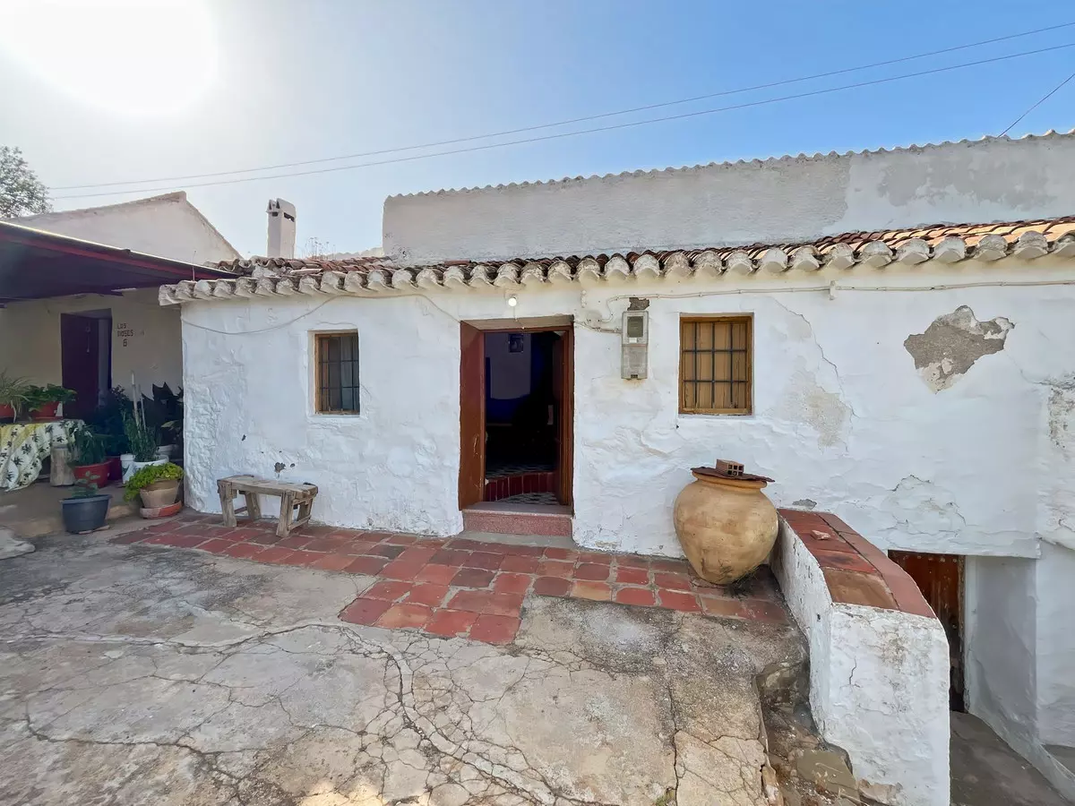5-bedroom Country House In Comares, Spain (231 M²)