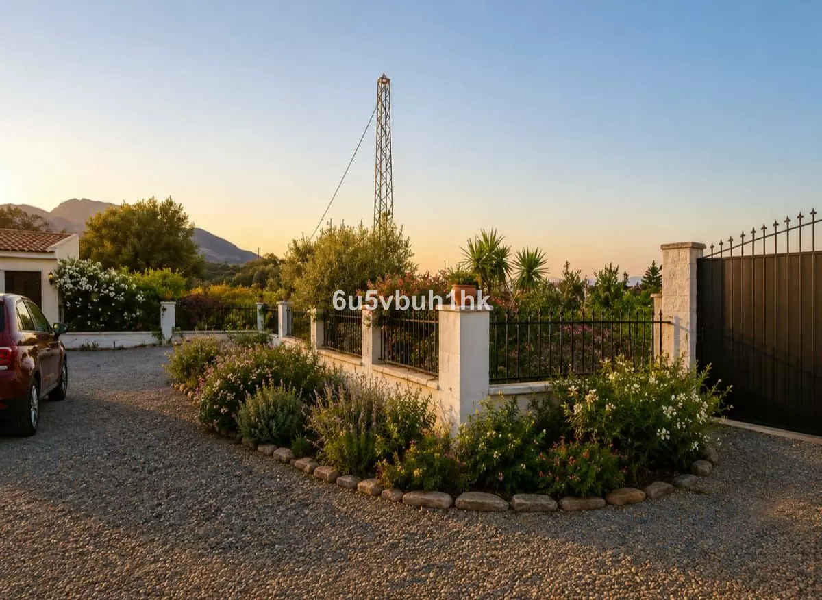 3-bedroom Country House In Tolox, Spain (106 M²)