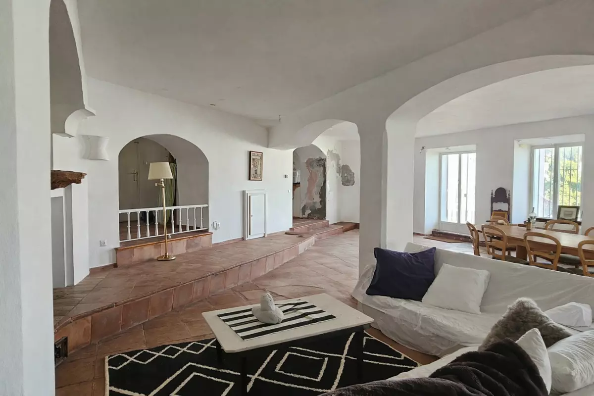 5-bedroom Villa In Gaucín, Spain (750 M²)