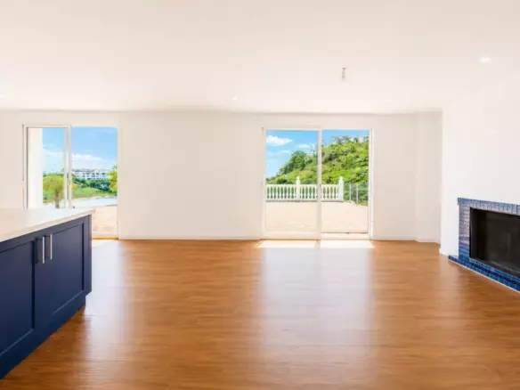 5-bedroom Country House In Estepona, Spain (200 M²)