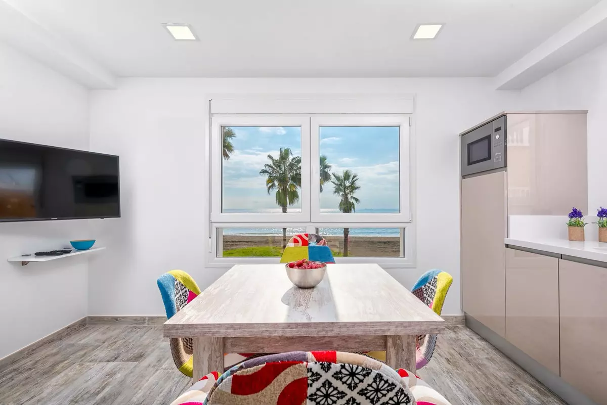 3-bedroom Villa In Málaga, Spain (136 M²)