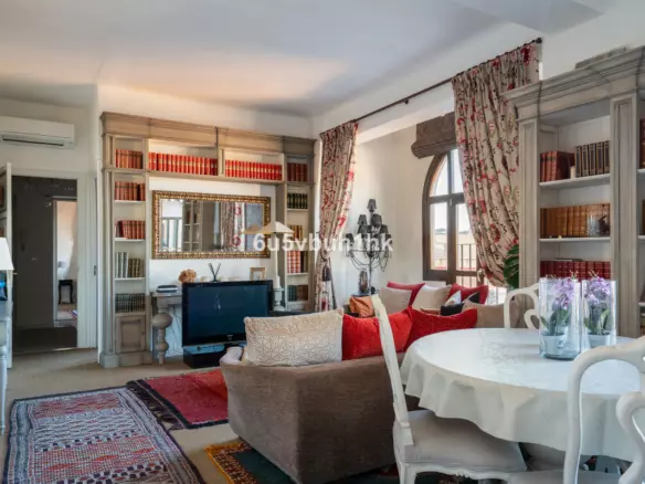 3-bedroom Apartment In Málaga, Spain (154 M²)