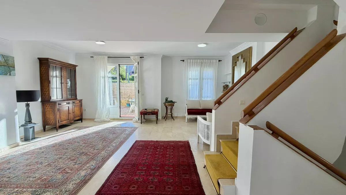 4-bedroom Town House In Marbella, Spain (232 M²)