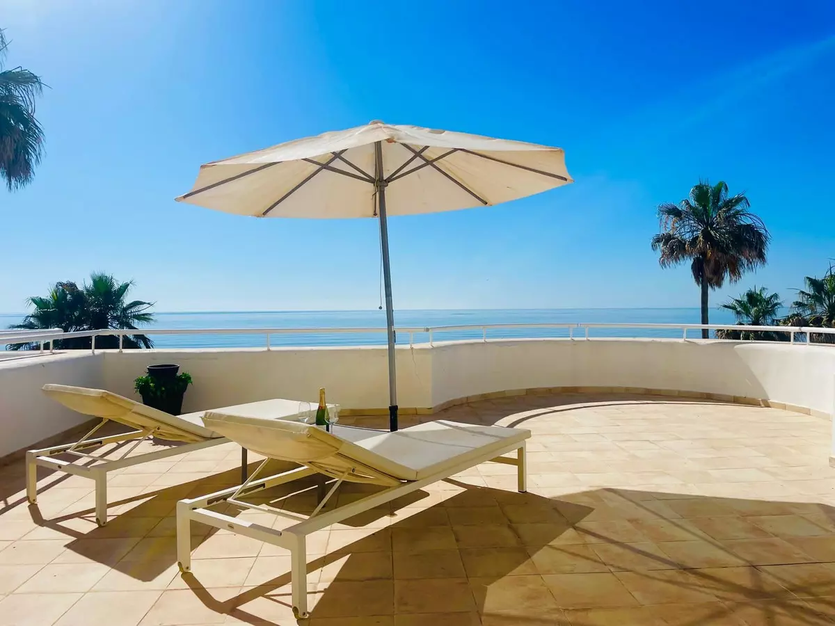 2-bedroom Apartment In Estepona, Spain (96 M²)