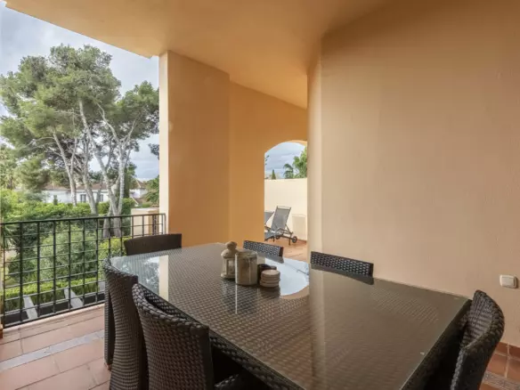 2-bedroom Apartment In Marbella, Spain (176 M²)
