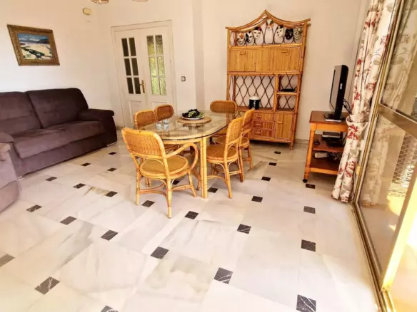 3-bedroom Apartment In Fuengirola, Spain (100 M²)