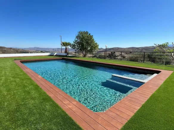 6-bedroom Country House In Casarabonela, Spain (270 M²)