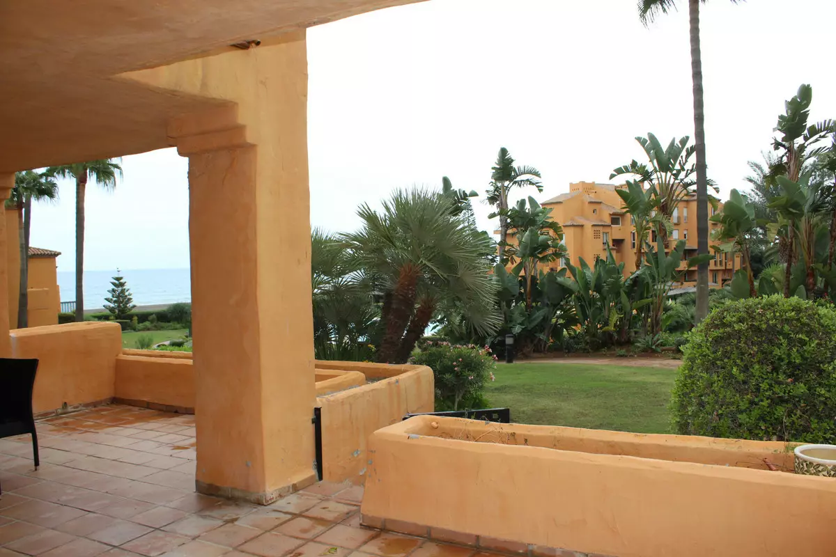 2-bedroom Apartment In Manilva, Spain (90 M²)