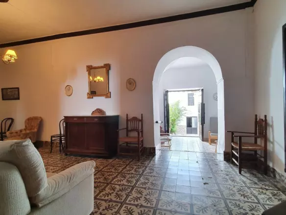 4-bedroom Town House In Ardales, Spain (706 M²)