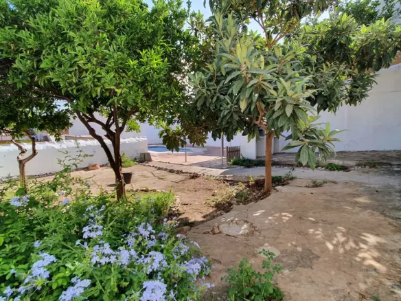 4-bedroom Town House In Ardales, Spain (706 M²)