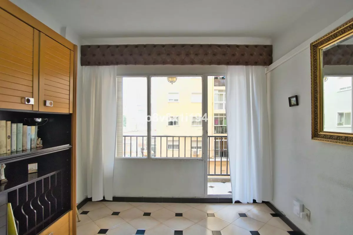 3-bedroom Apartment In Málaga, Spain (86 M²)