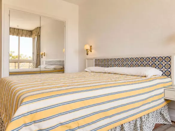 2-bedroom Apartment In Marbella, Spain (85 M²)