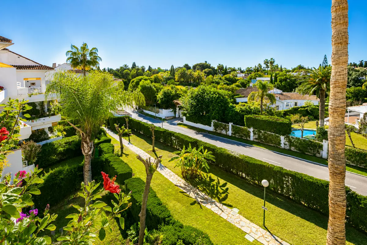 4-bedroom Apartment In Marbella, Spain (286 M²)
