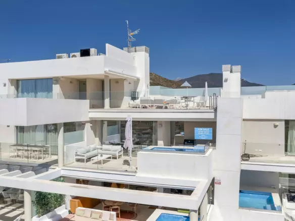 2-bedroom Apartment In Marbella, Spain (98 M²)