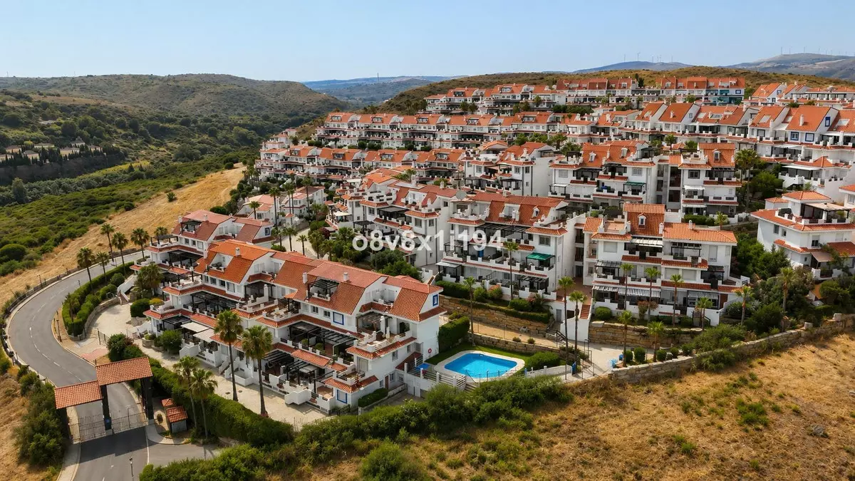 2-bedroom Apartment In Manilva, Spain (75 M²)