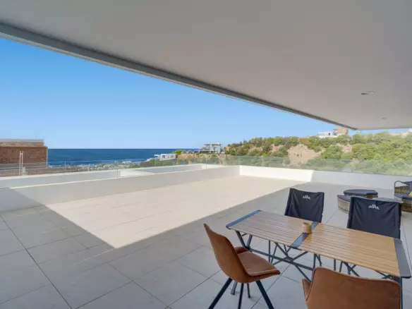 3-bedroom Apartment In Marbella, Spain (211 M²)