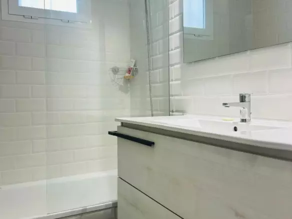 2-bedroom Apartment In Manilva, Spain (80 M²)