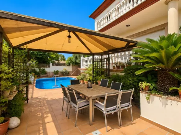 6-bedroom Villa In Ronda, Spain (534 M²)