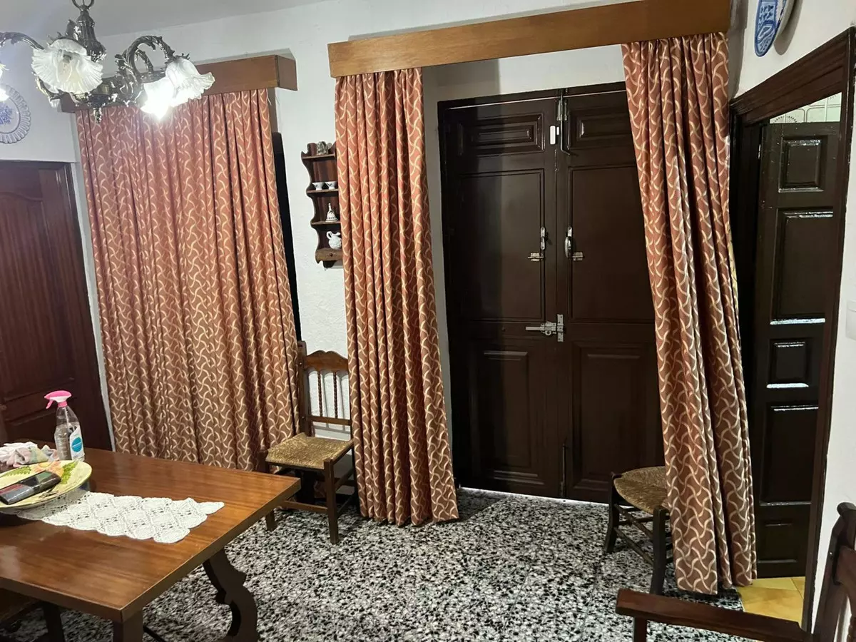 6-bedroom Town House In Álora, Spain (220 M²)