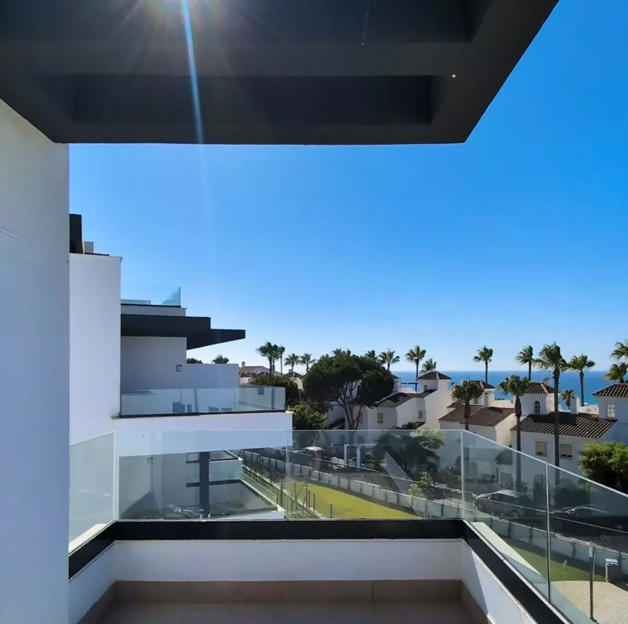 3-bedroom Apartment In Mijas, Spain (95 M²)