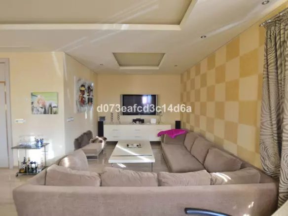 4-bedroom Villa In Ronda, Spain (349 M²)