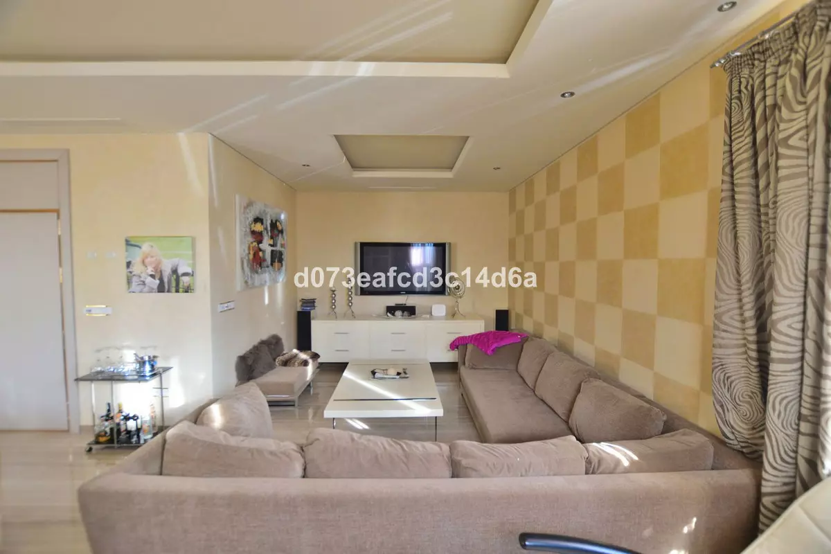 4-bedroom Villa In Ronda, Spain (349 M²)