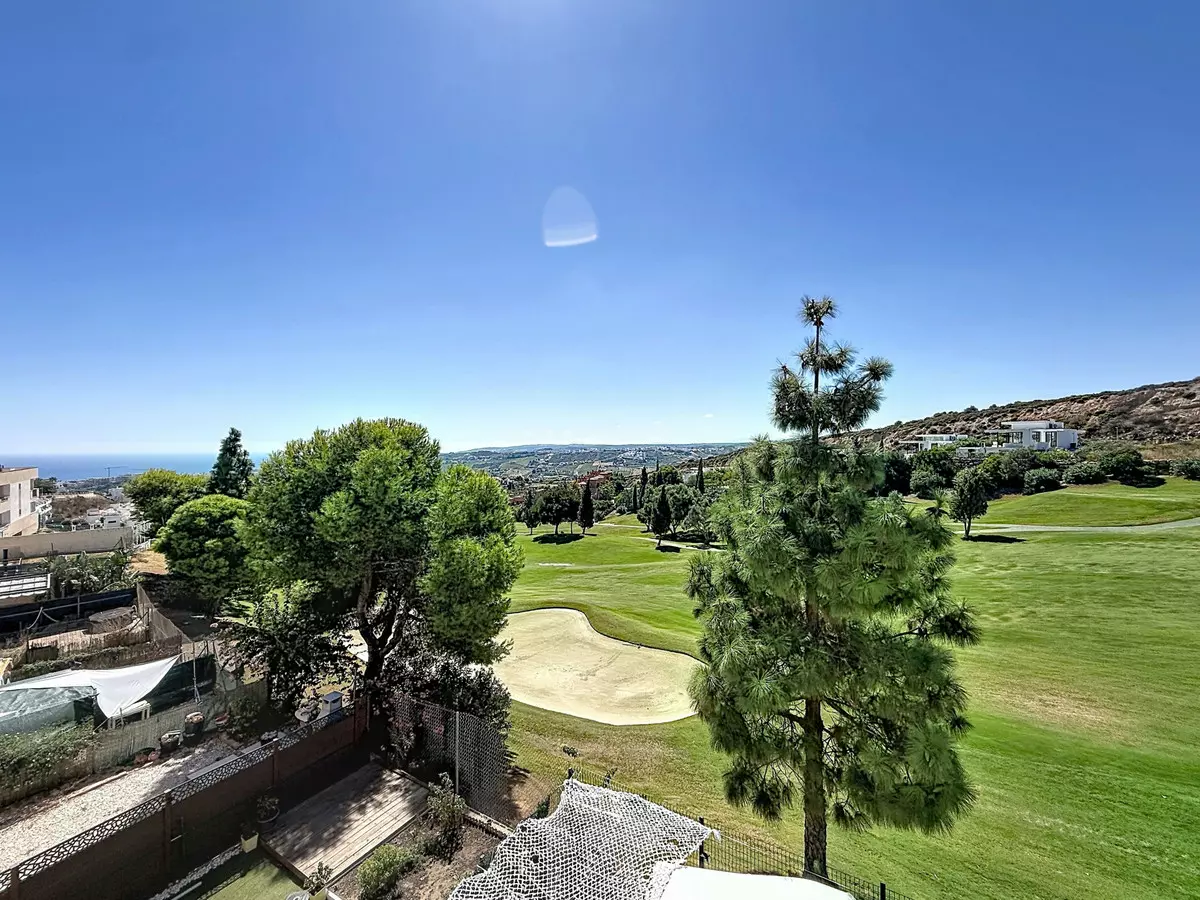 3-bedroom Apartment In Casares, Spain (194 M²)