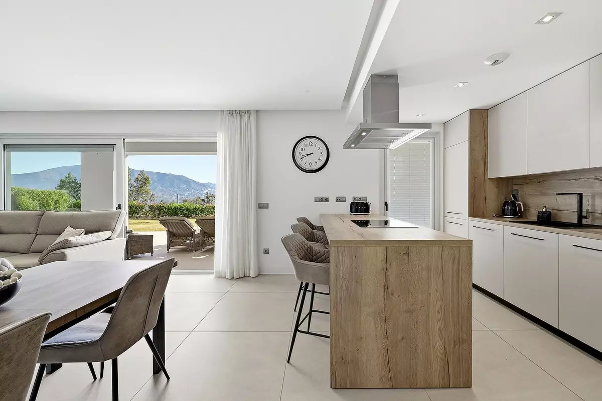 3-bedroom Apartment In Mijas, Spain (106 M²)