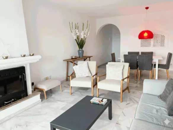 2-bedroom Apartment In Málaga, Spain (93 M²)