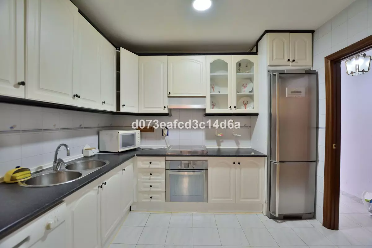 3-bedroom Apartment In Ronda, Spain (116 M²)