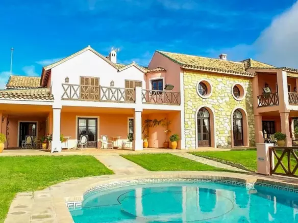 7-bedroom Country House In Ronda, Spain (735 M²)