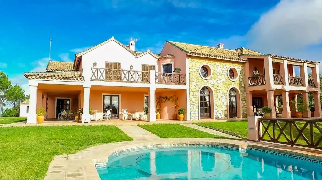 7-bedroom Country House In Ronda, Spain (735 M²)