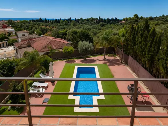5-bedroom Villa In Torremolinos, Spain (460 M²)