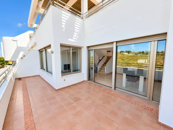 3-bedroom Apartment In Mijas, Spain (283 M²)