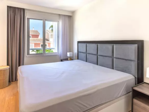 2-bedroom Apartment In Estepona, Spain (86 M²)