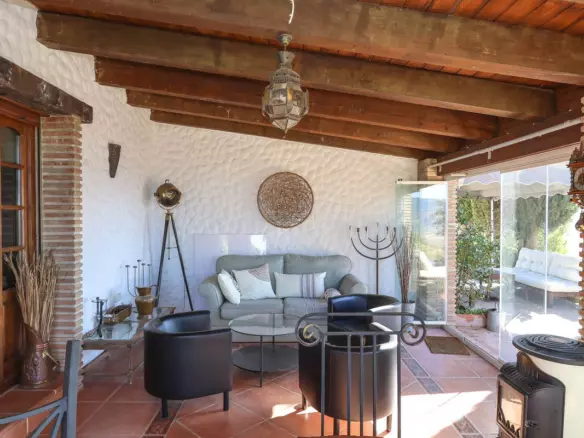 4-bedroom Villa In Alozaina, Spain (190 M²)