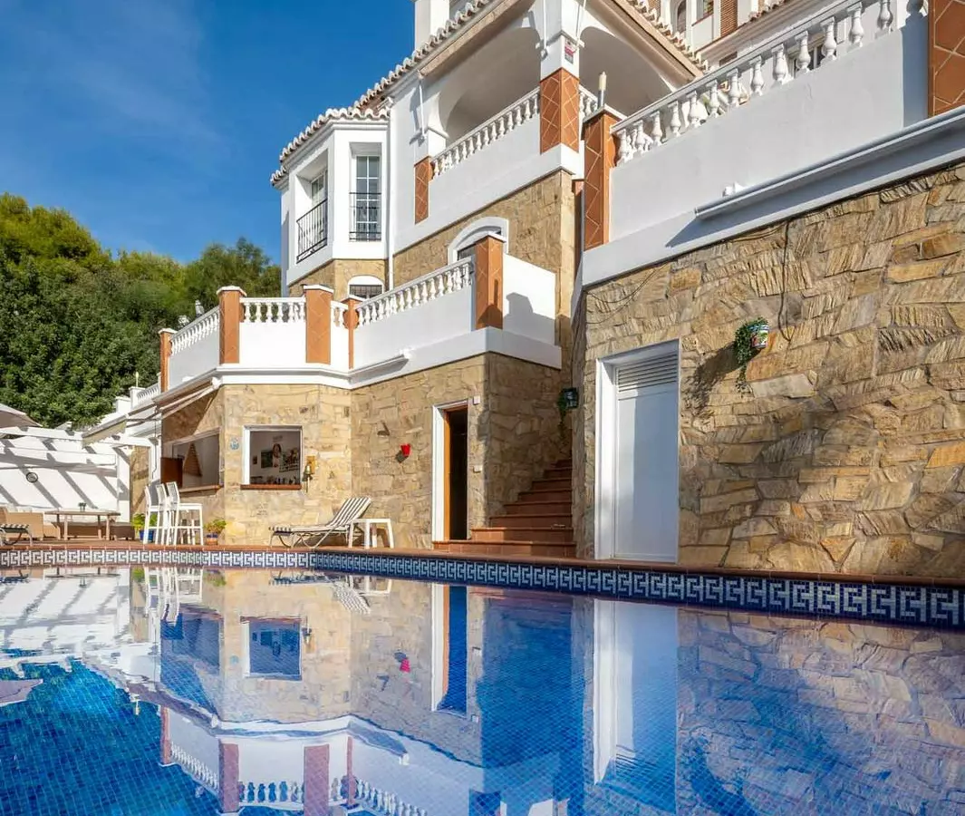 5-bedroom Villa In Frigiliana, Spain (427 M²)