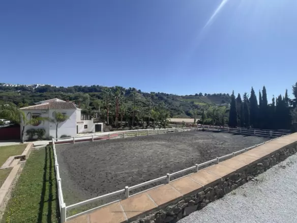 9-bedroom Villa In Frigiliana, Spain (485 M²)