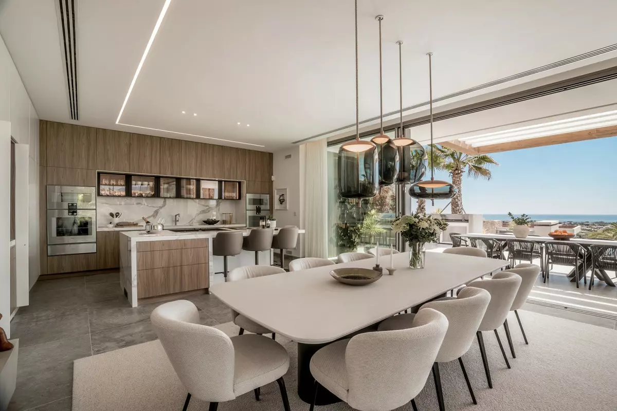 6-bedroom Villa In Benahavis, Spain (943 M²)