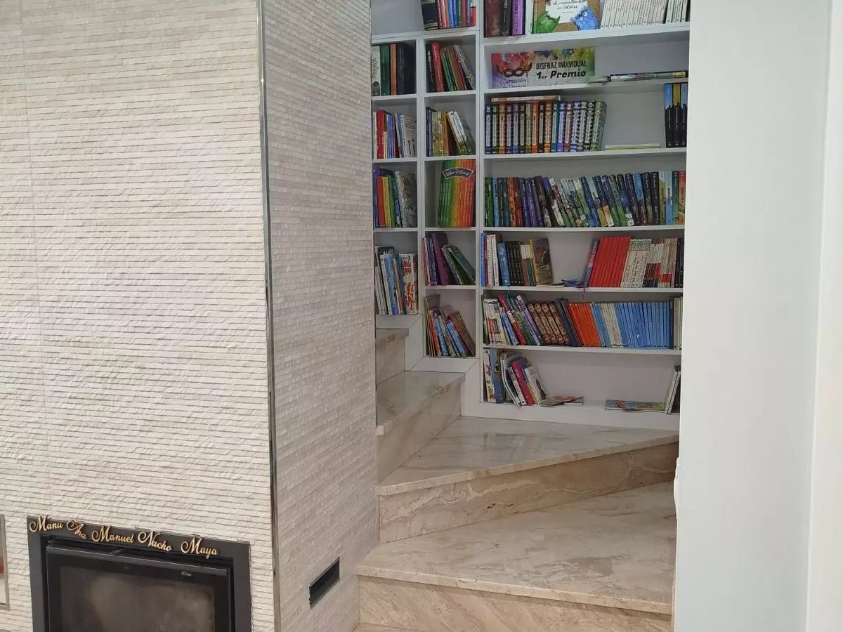 4-bedroom Town House In Cómpeta, Spain (384 M²)