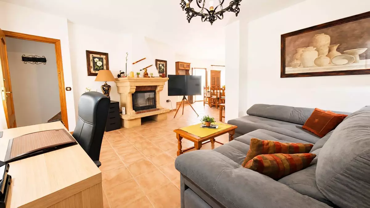 8-bedroom Town House In Ronda, Spain (385 M²)