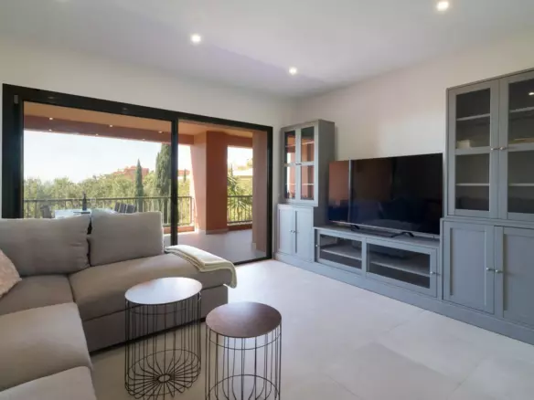 3-bedroom Apartment In Málaga, Spain (99 M²)