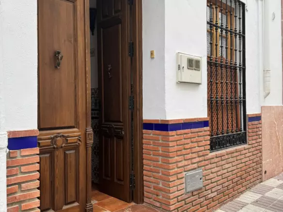 4-bedroom Town House In Álora, Spain (362 M²)